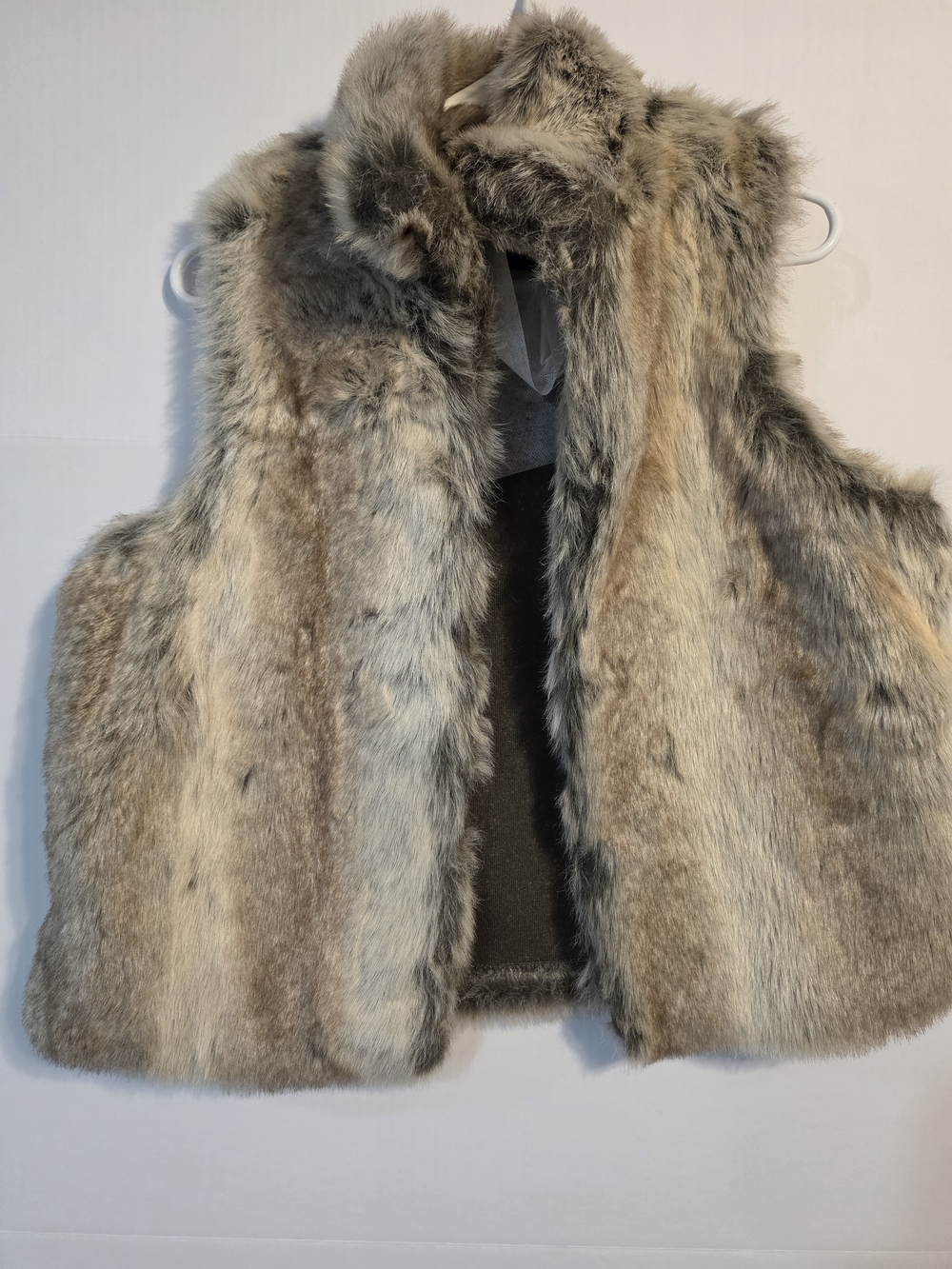 Parkhurst Faux Fur Vest in Taupe and Gray Blend